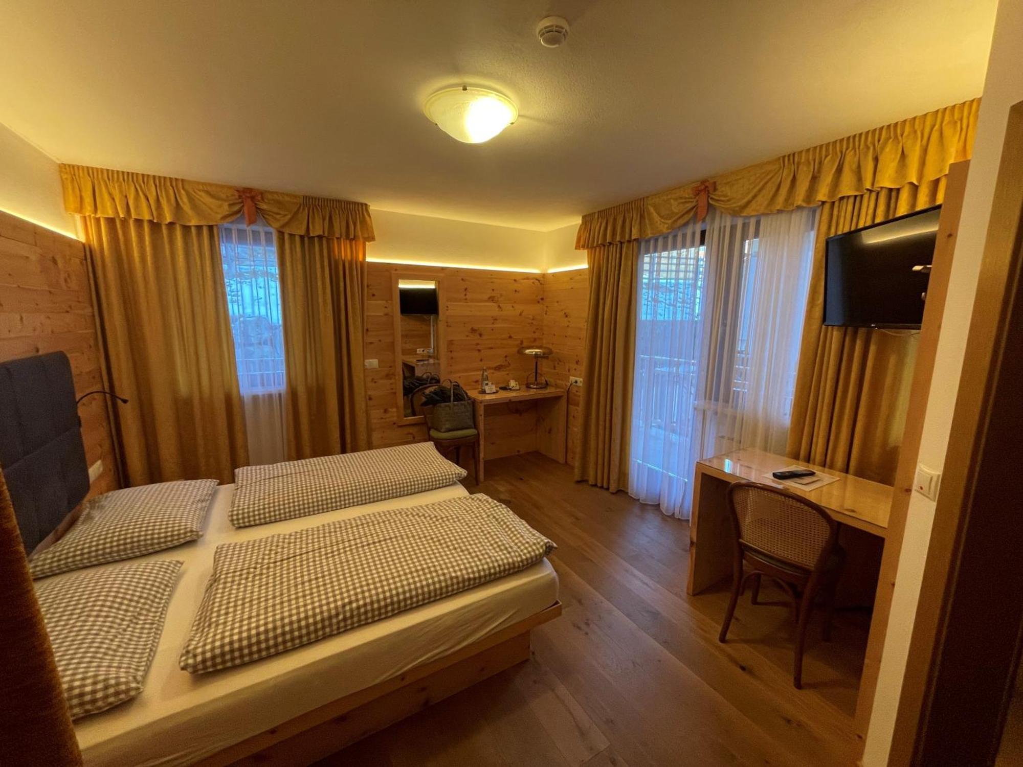 Hotel Schopfenhof Сан-Кандідо Екстер'єр фото